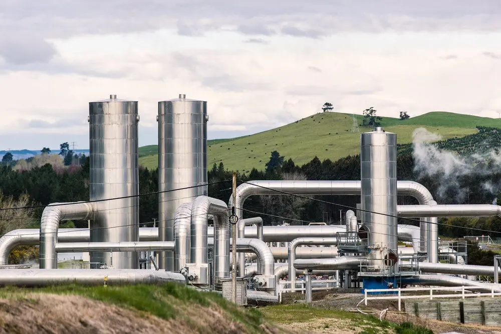   Геотермальная электростанция Уаиракеи, Новая Зеландия  