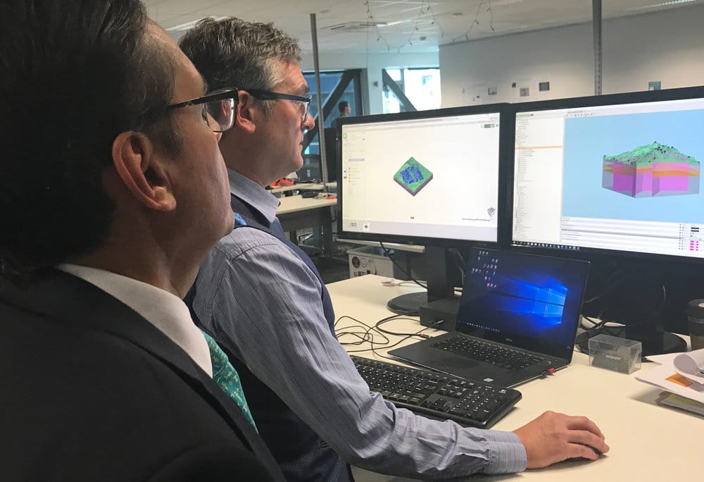   H.E. Traslosheros Hernández viewing a Leapfrog Geothermal model with Brennan Williams  