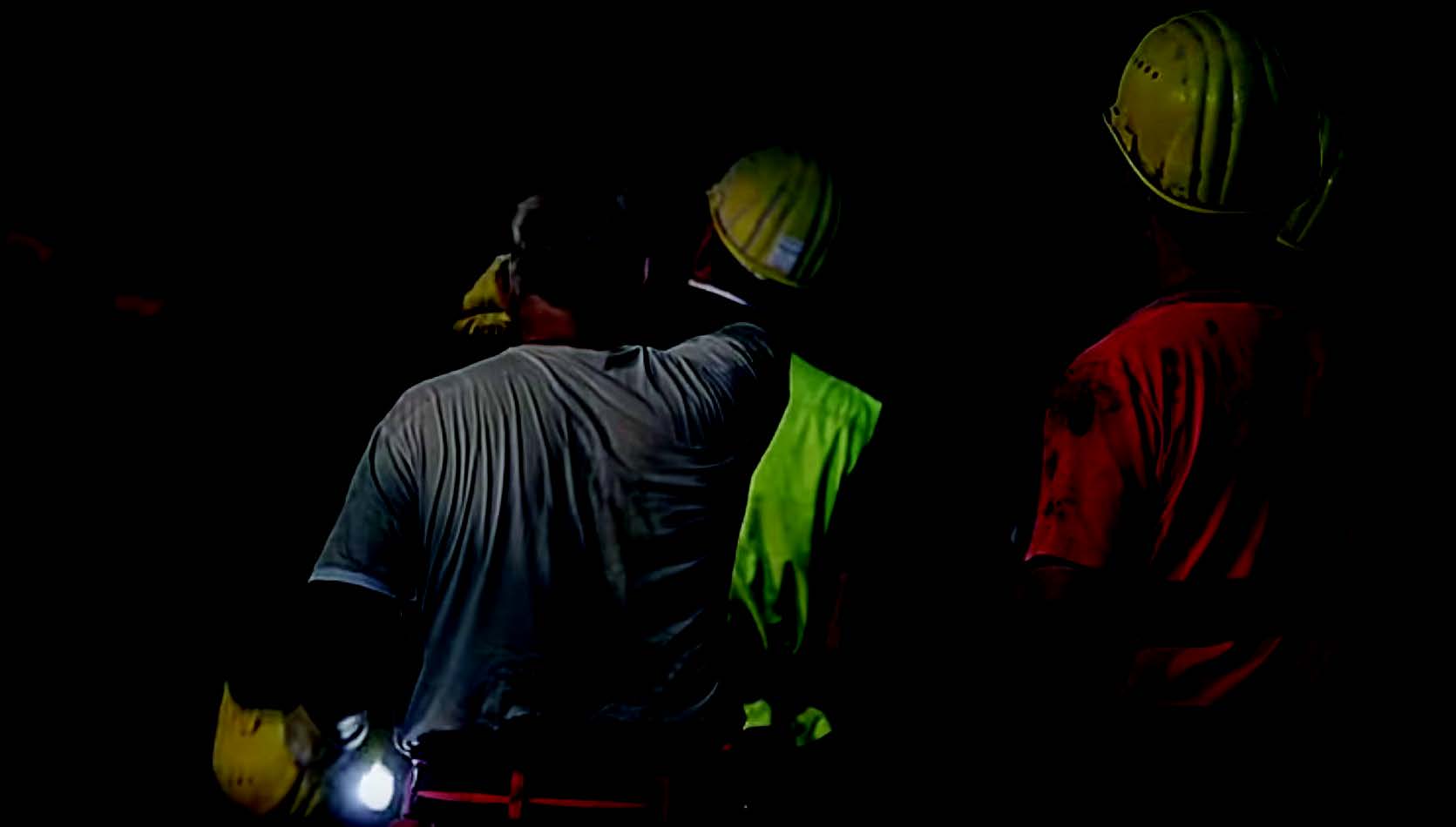 Defining the geological structure along a tunnel tube
