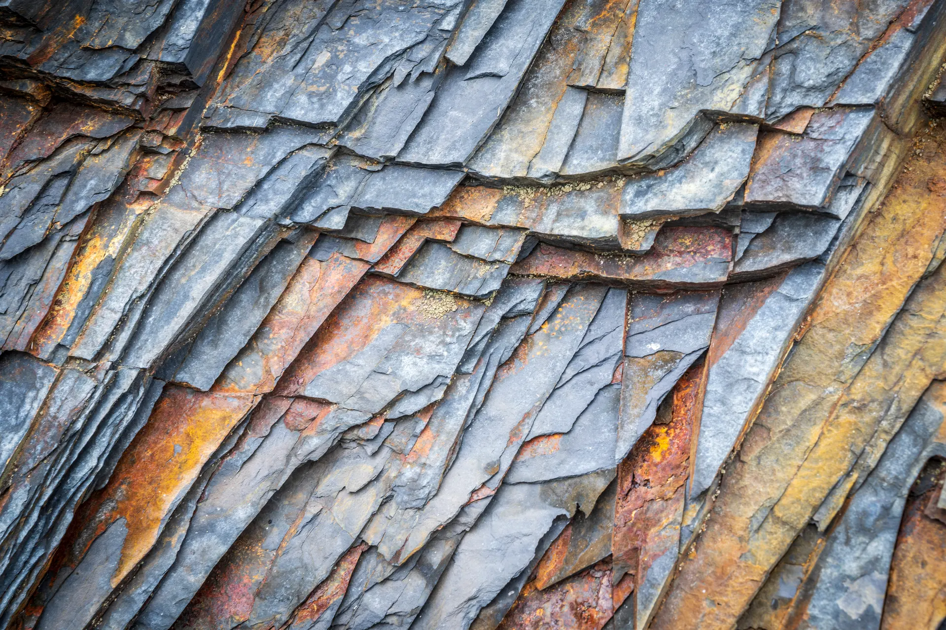 New Combined Structural Modelling en Puntos de Datos Estructurales