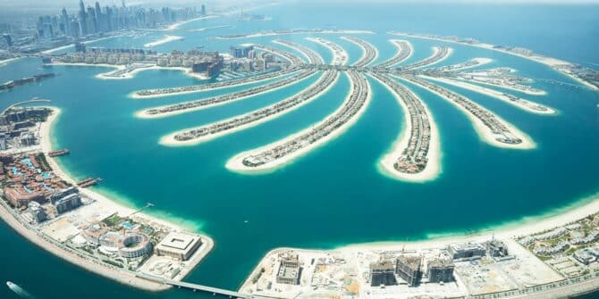 An picture of the Palm Jumeirah in Dubai