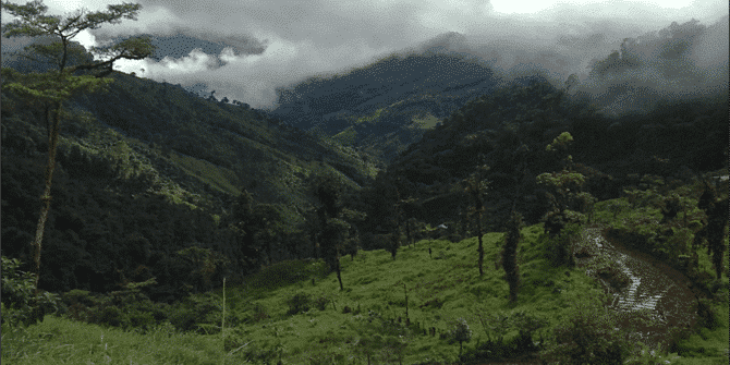 Uso de Leapfrog Edge para automatizar las revisiones de estimación de recursos internos en el yacimiento Alpala de pórfido de cobre y oro, proyecto Cascabel, norte de Ecuador