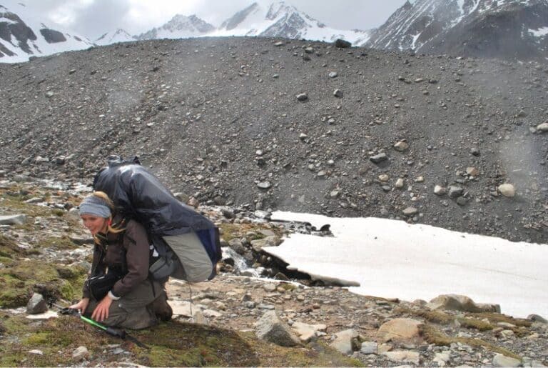 A photograph of Julia Oliveria hiking in Chile